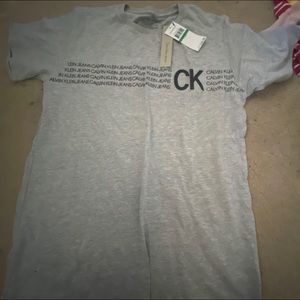 🦋Calvin Klein Tee